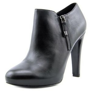 Nine West zip-side booties